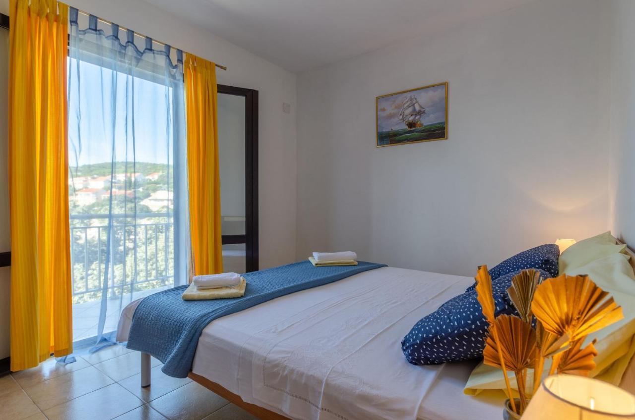 Apartmani Juraj Zavalatica Exterior foto